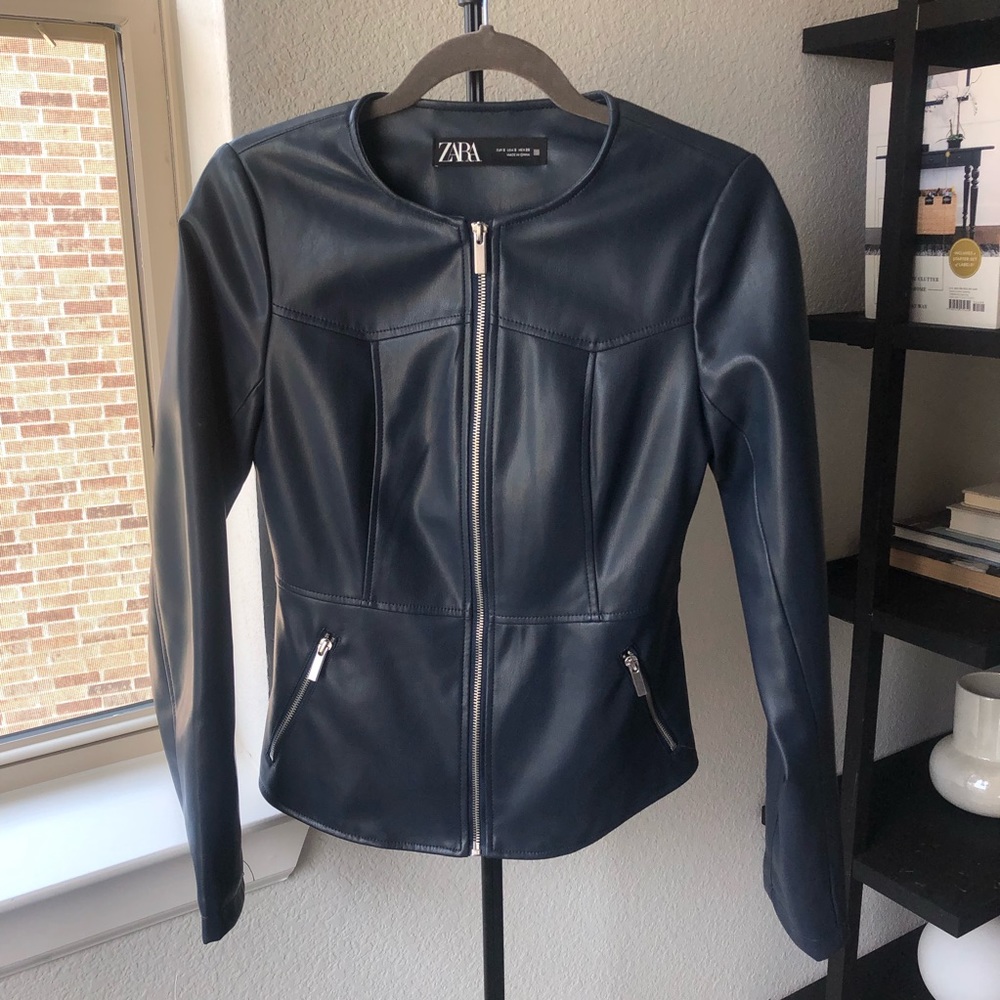 ZARA Gorgeous Navy Leather Jacket